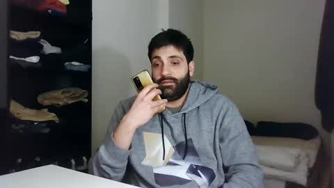 Snapshot of italianboybcn chatting on January 21, 7:17 pm italianboybcn online show from January 21, 7:17 pm