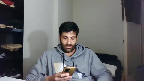 Snapshot of italianboybcn chatting on March 4, 5:56 pm italianboybcn online show from March 4, 5:56 pm