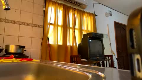 italiankingstripper online show from January 14, 2:33 pm