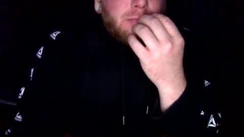 italianstlln515 online show from November 11, 3:22 am