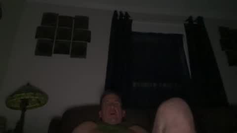 itchey506193 online show from September 15, 12:24 am