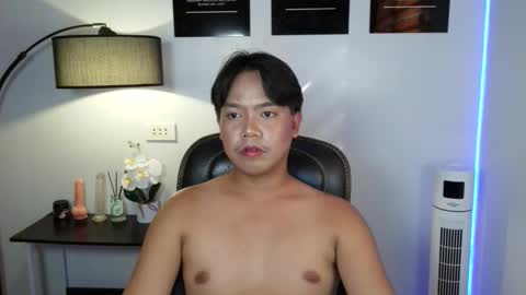 jay jay online show from April 2, 8:11 am