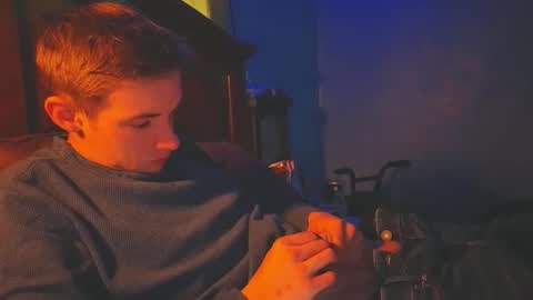 itzd123 online show from April 21, 7:09 pm