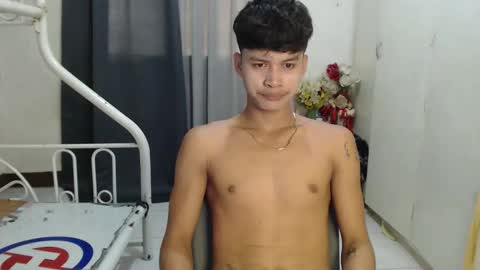 itzme_john online show from March 3, 3:03 am