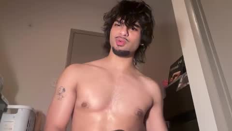 N online show from November 25, 1:40 am