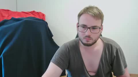 iwantfucknow online show from March 22, 10:09 am