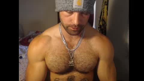 izak144 online show from March 31, 8:32 pm