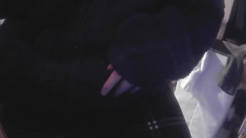 Stuart online show from March 29, 11:49 pm