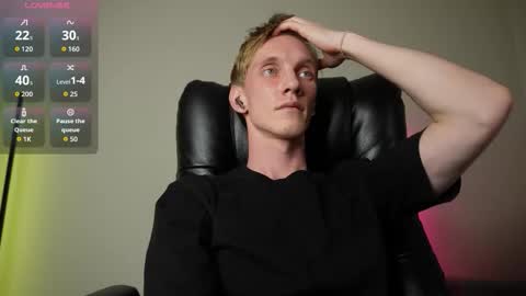 Danny online show from October 24, 4:42 pm