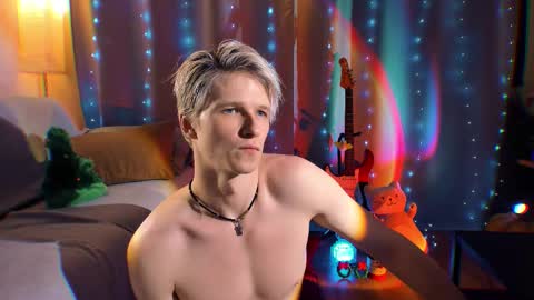 brestonsweet online show from December 18, 11:34 pm