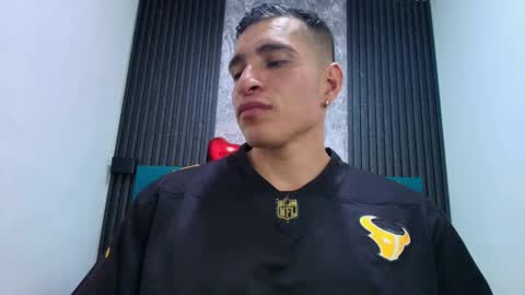 JACK PERGURTSON online show from February 20, 2:19 am