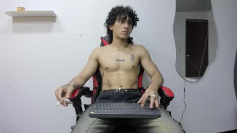 Jackes Taylor online show from October 26, 5:53 am