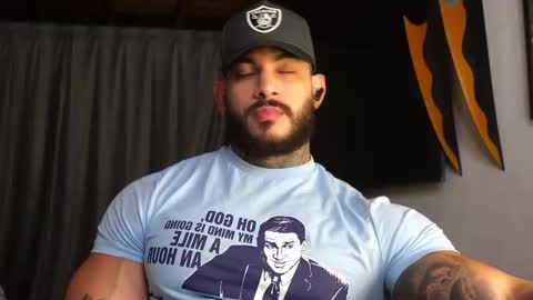 JC online show from February 1, 10:30 pm