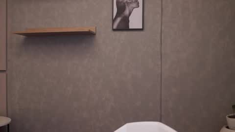 Jackson Bell online show from April 1, 1:41 pm