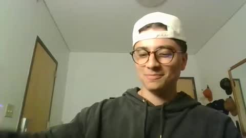 ImZacharyTyler online show from May 24, 4:29 am