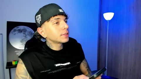 jacobb116 online show from February 12, 1:22 am