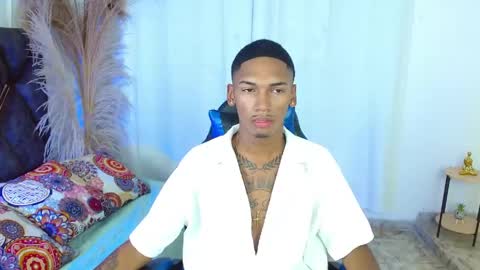 jacobcum18 online show from May 19, 2:34 pm