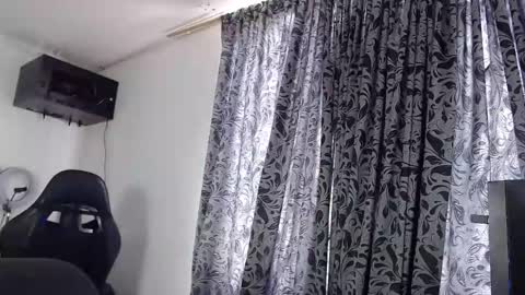 Snapshot of jacobkingd chatting on February 8, 4:36 pm jacobkingd online show from February 8, 4:36 pm