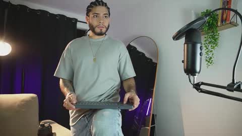 Jaden Feynman online show from January 19, 12:57 am