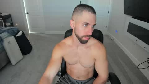 Jake Orion online show from December 17, 3:30 pm