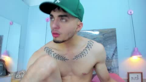 james_06_ online show from May 28, 11:52 am
