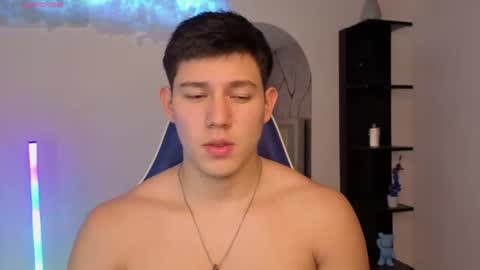 james_cr online show from June 27, 7:19 pm