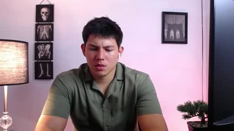 james_cr online show from October 23, 2:37 am