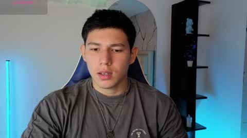james_cr online show from May 28, 12:25 pm