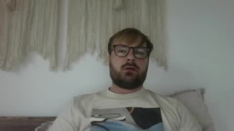 Snapshot of james_heron chatting on October 19, 4:10 pm James Heron online show from October 19, 4:10 pm