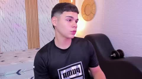 James online show from October 21, 8:12 pm