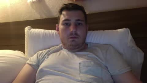 Snapshot of jamesbay367 chatting on October 13, 4:40 am jamesbay367 online show from October 13, 4:40 am