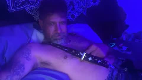 jamesceglarek36 online show from April 14, 7:08 am