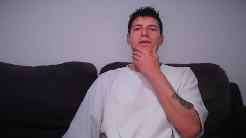 jamesss____ online show from February 17, 7:10 pm