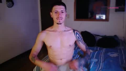 jamesss____ online show from November 21, 5:06 am