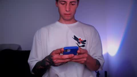 jamesss____ online show from March 8, 6:24 pm