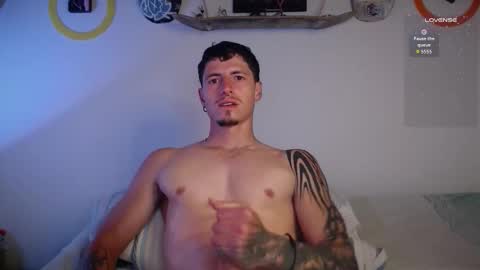 jamesss____ online show from September 30, 5:24 am