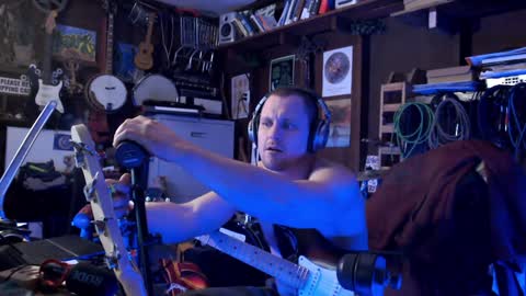 Snapshot of jameswebbscope chatting on January 10, 12:04 pm Jameswebbscope online show from January 10, 12:04 pm