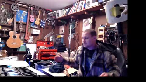 Snapshot of jameswebbscope chatting on March 8, 9:24 am Jameswebbscope online show from March 8, 9:24 am