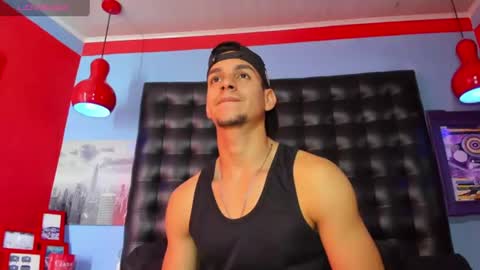 --- James --- online show from July 1, 3:51 am