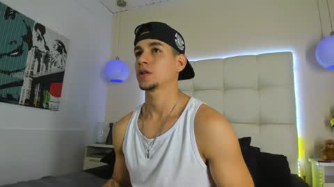 --- James --- online show from August 7, 9:21 pm