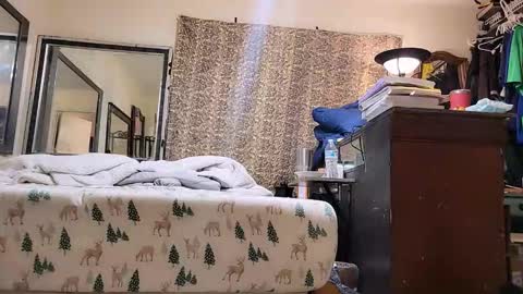 Bootyshows online show from January 8, 1:05 pm