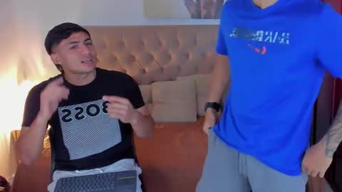 janomar01 online show from November 11, 6:46 pm