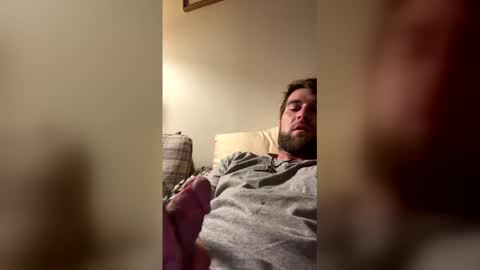 jared01010102 online show from April 17, 5:21 am