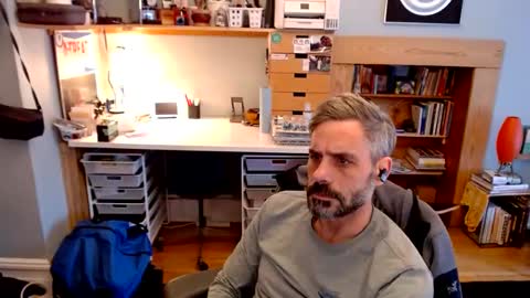 Snapshot of jareth_returns chatting on February 22, 10:37 pm jareth_returns online show from February 22, 10:37 pm