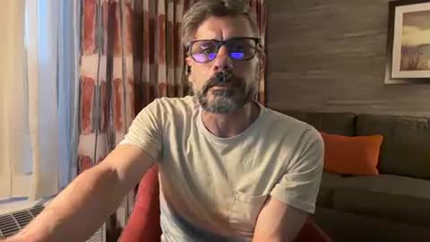 jareth_returns online show from April 21, 1:08 am