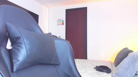 JBrooksXx online show from September 25, 3:16 am