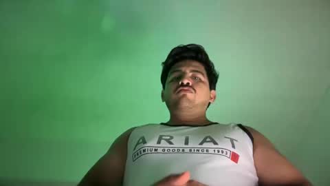 Snapshot of javiermichi chatting on September 28, 6:33 am javiermichi online show from September 28, 6:33 am