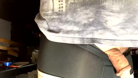 Snapshot of jawssharkparty chatting on October 2, 5:55 am Jaws online show from October 2, 5:55 am