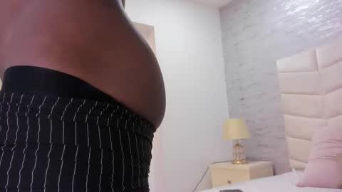 jax black online show from November 27, 7:17 pm