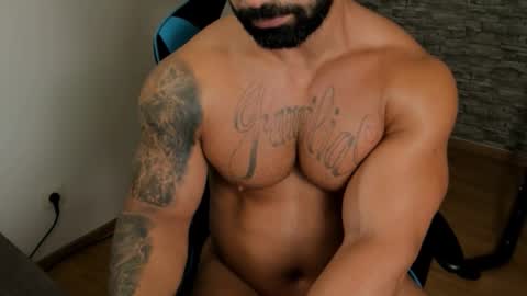 JaxonHunk online show from February 19, 9:44 pm